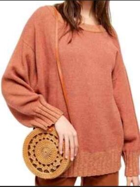 Free People Off-the-Shoulder Oversized Sweater in Dusty Rose_M